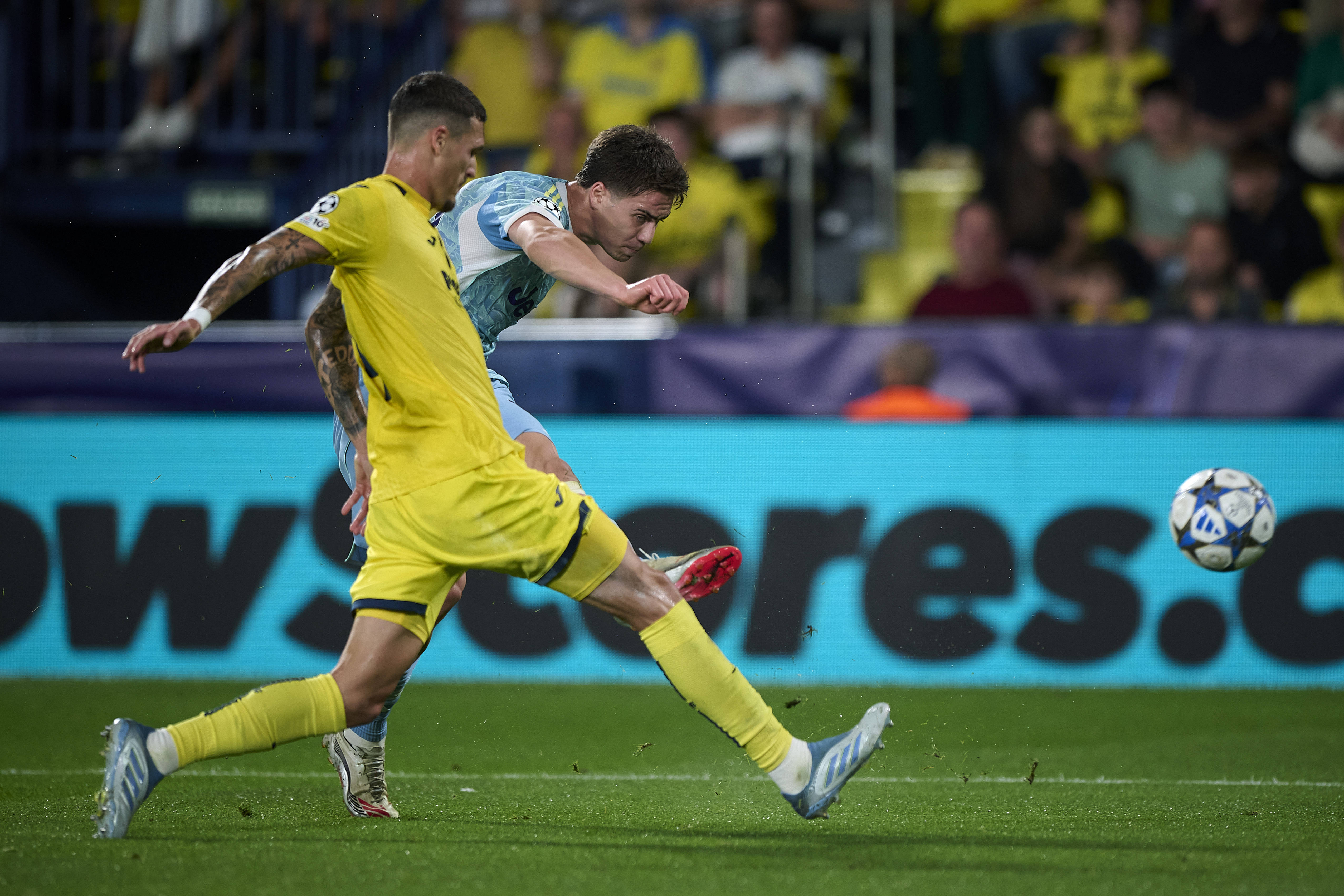 详细阅读:星空体育官方网站-包含集结日比利亚雷亚尔调整名单以备德国杯,豪取连胜环节打磨,底气十足,训练强度明显提升的词条-星空体育官方网站 星空体育官方网站-包含集结日比利亚雷亚尔调整名单以备德国杯,豪取连胜环节打磨,底气十足,训练强度明显提升的词条-星空体育官方网站