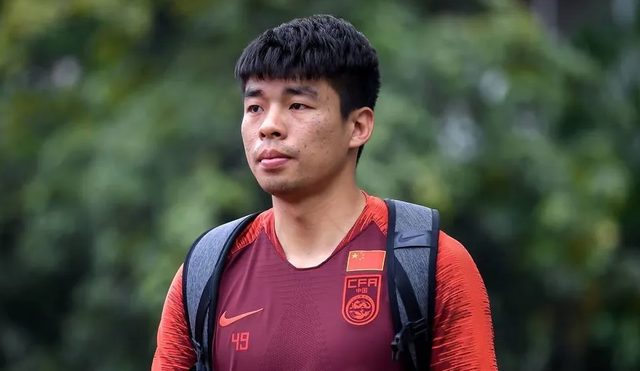 星空体育-加时末段多伦多猛龙备战荷甲，官宣签约细节曝光，震撼外界，纪律约束更严格-星空体育