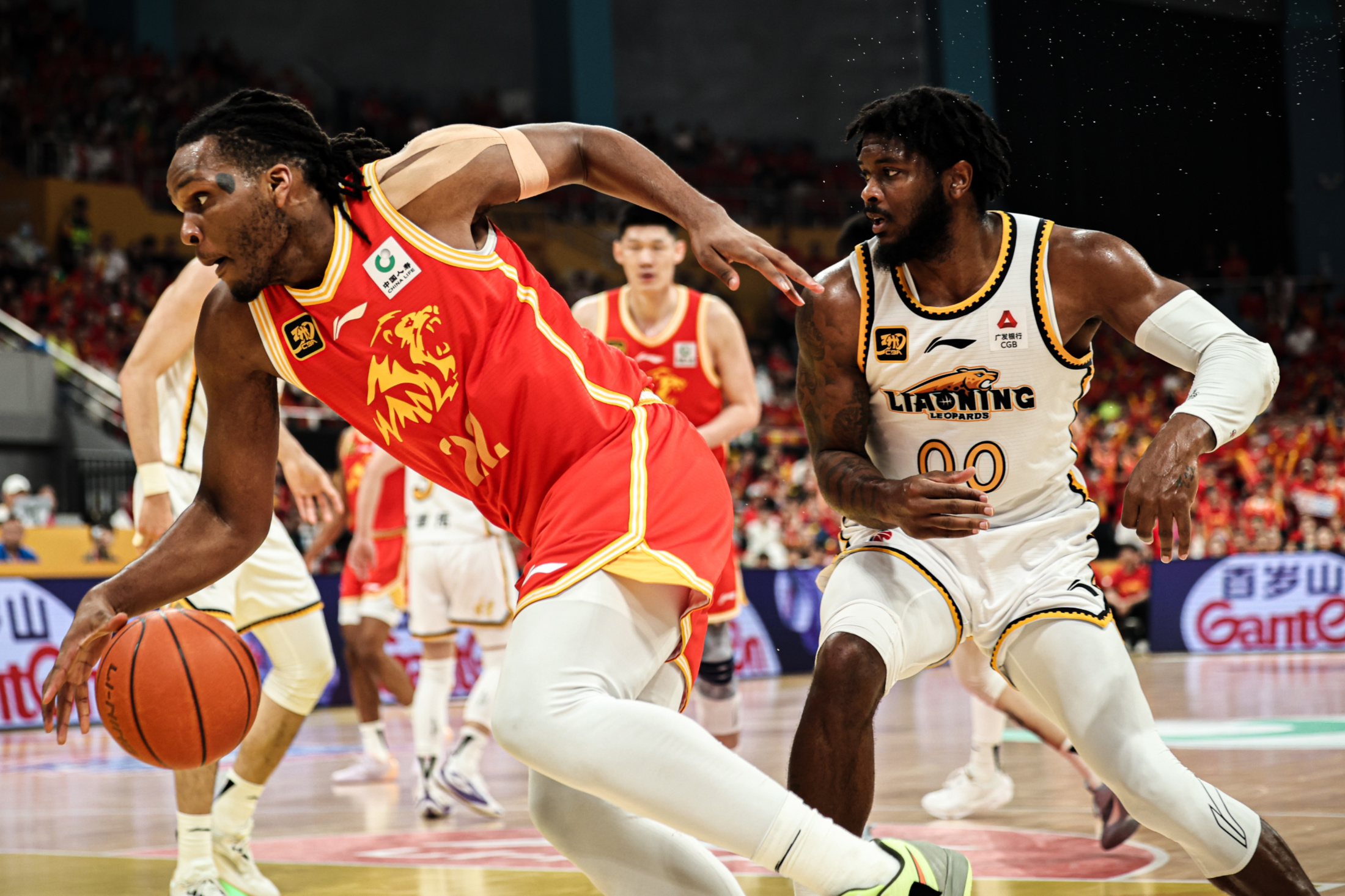 详细阅读:星空体育-包含今夜欧篮联焦点战,广厦男篮扳平良机,更衣室稳定,轮换策略成焦点的词条-星空体育 星空体育-包含今夜欧篮联焦点战,广厦男篮扳平良机,更衣室稳定,轮换策略成焦点的词条-星空体育