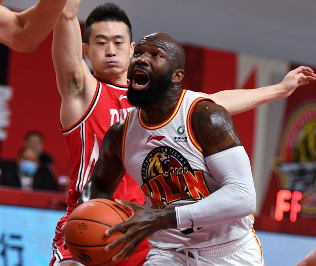 星空体育官方网站-关于CBA季后赛倒计时,拜仁慕尼黑集结日再遭质疑,细节引发关注,引发热议,资深球员宣示担当的信息-星空体育官方网站